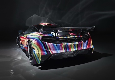 Siêu xe McLaren MP4-12C bảy sắc cầu vồng - 7 Nhật Minh